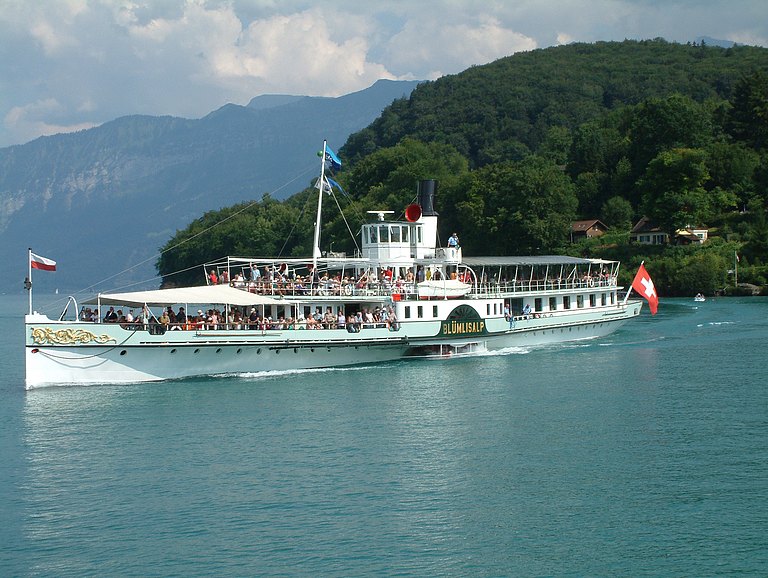 Froue-Traeff_Schifffahrt.jpg 
