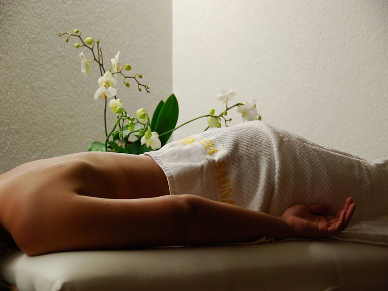 Massage_Therapie.jpg  