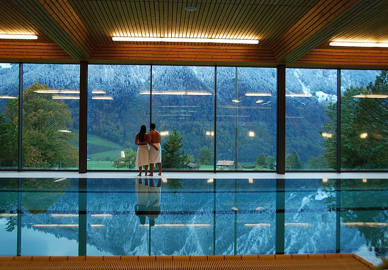Hallenbad-Schwimmen-7.jpg