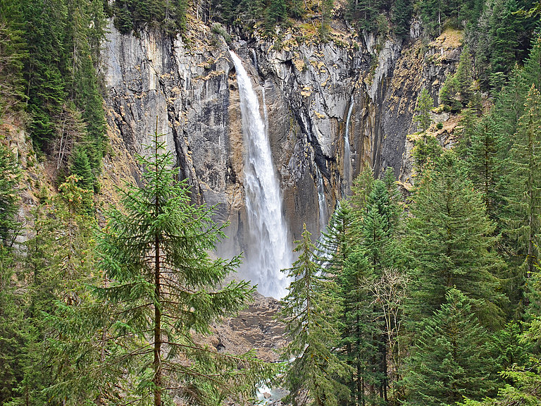 Pochentfall-quer-Sommer.jpg 