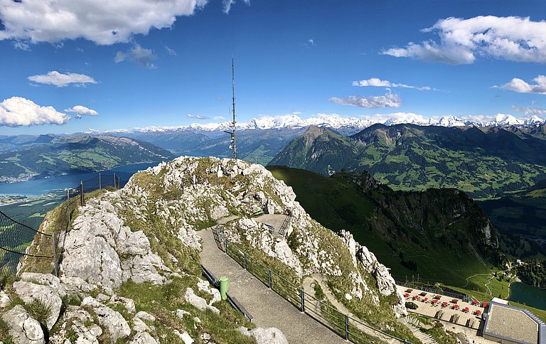 Stockhorn-Aussicht-Thunersee.jpg 